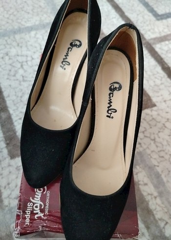 Bambi Siyah Stiletto Topuklu Kadın Ayakkabı