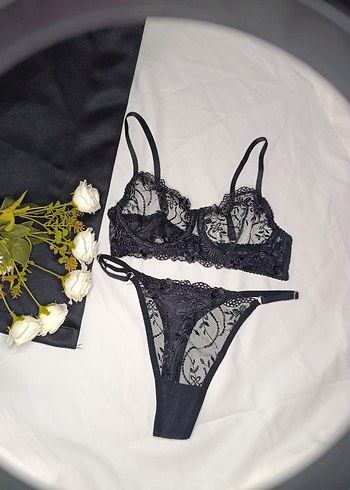 Penti Nakışlı Siyah Gotik Mini Sütyen Takımı