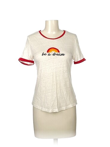 Diğer T-shirt %70 İndirimli.
