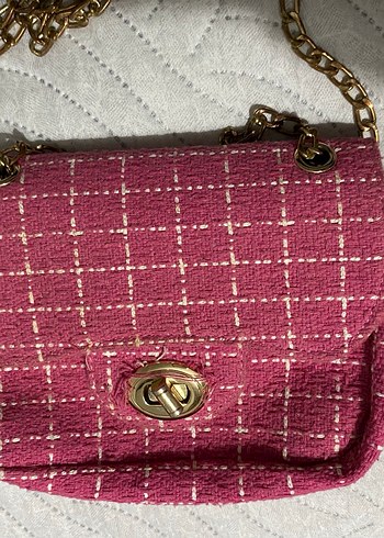 Zincir Detaylı Pembe Kareli Kadın Çanta - Görsel 2