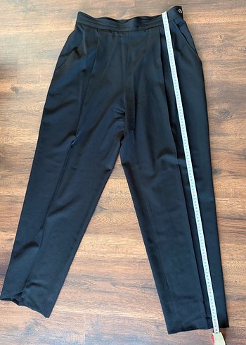 Kadın Siyah Pilili Kumaş Pantolon - Görsel 2