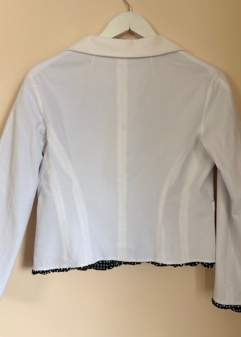 Beyaz Ceket Kadın - Görsel 2
