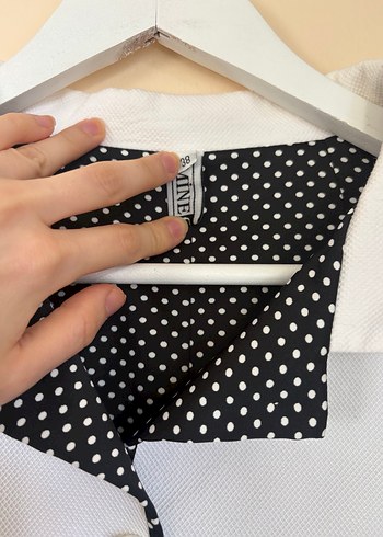 Beyaz Ceket Kadın - Görsel 3