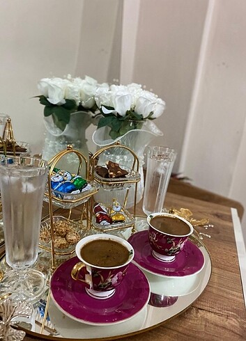 English Home Çay fincan takımı