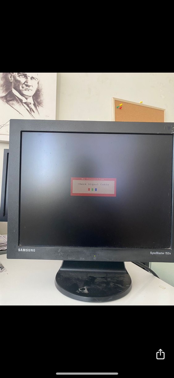 Siyah Samsung SyncMaster 153v Monitör - Görsel 2