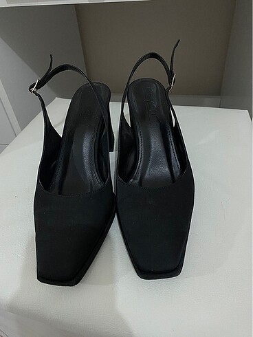 Zara Topuklu ayakkabı