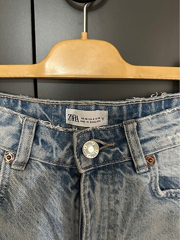 Zara Zara Jean