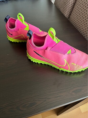 39 Beden Nike airzoom halısaha ayakkabısı 38,5 numara
