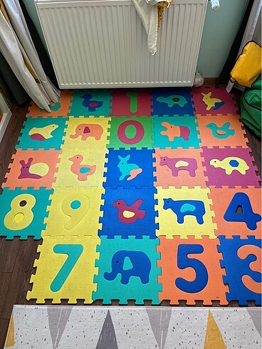 Diğer 24?lü yer oyun karoları köpük. 32x32 karo