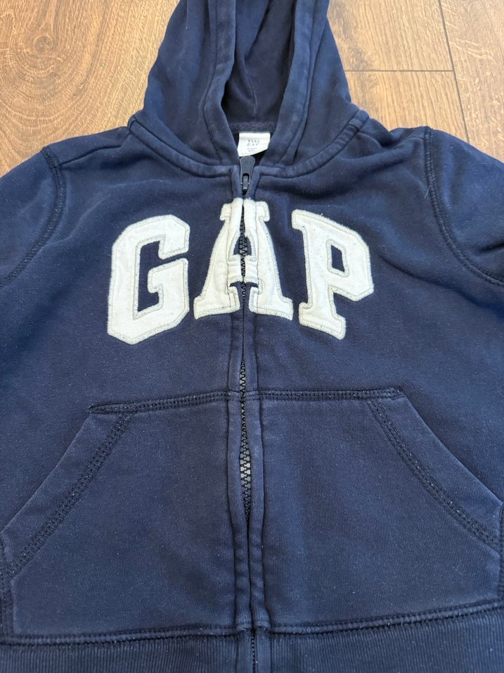 Gap Logolu 4 yaş eşofman üstü orijinal kapüşonlu - Görsel 4