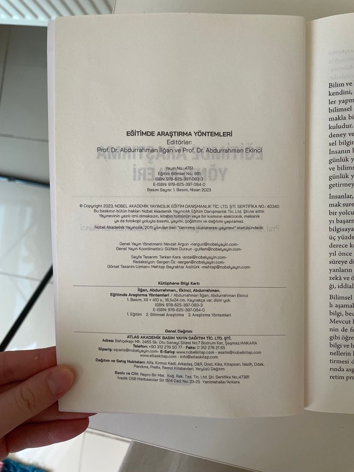 Eğitimde Araştırma Yöntemleri Kitabı - Görsel 2