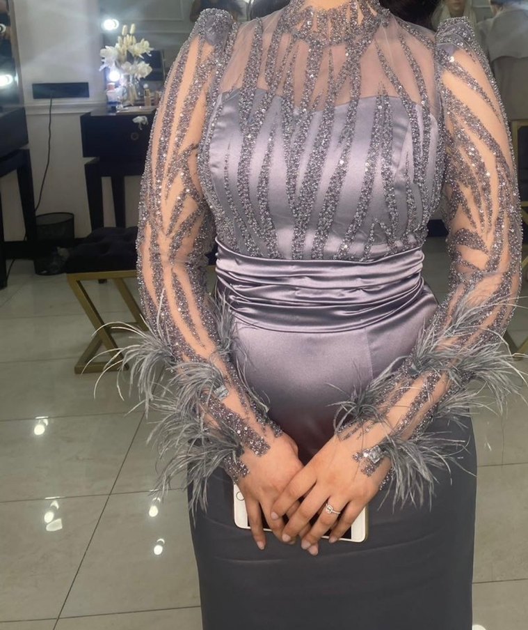 Gri Uzun Kollu İşlemeli Abiye Elbise - Görsel 2