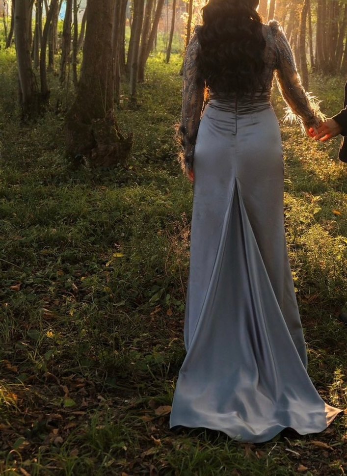 Gri Uzun Kollu İşlemeli Abiye Elbise - Görsel 4