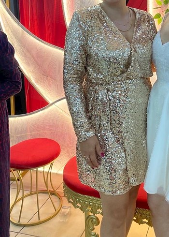 Parlak Altın Uzun Kollu Yılan Desenli Abiye - Görsel 4