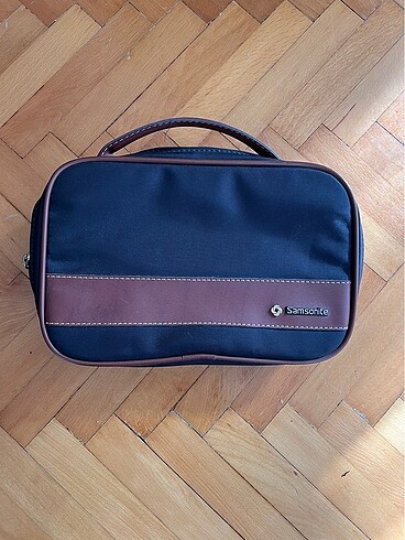 Samsonite makyaj çantası
