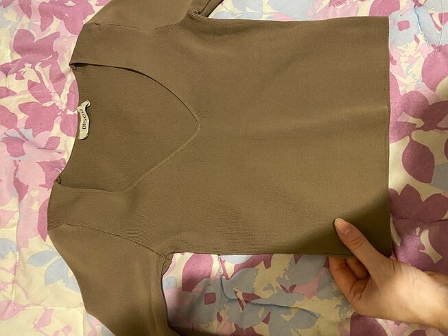 v yaka crop