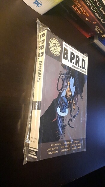 Hellboy bprd omnibus