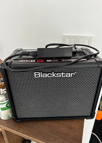 Blackstar stereo 10 amfi