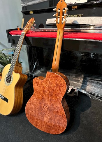 Özel yapım klasik gitar