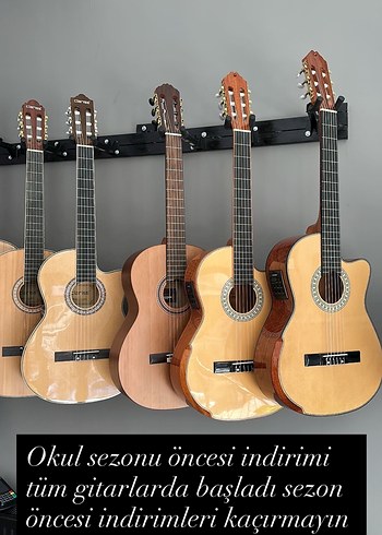Bej Renkli Klasik Gitarlar