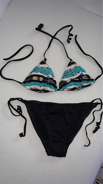 İpli bikini