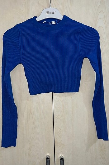 Zara marka crop bluz