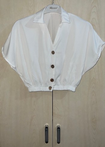 Düğmeli Beyaz Kısa Kollu Keten Gömlek - Görsel 4