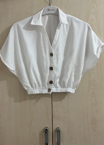 Düğmeli Beyaz Kısa Kollu Keten Gömlek - Görsel 2