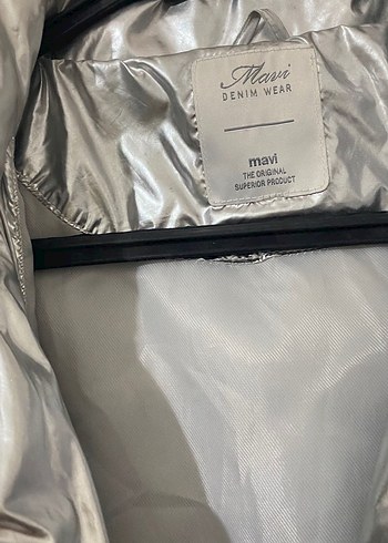 Gri Metalik Fermuarlı Kadın Kışlık Mont - Görsel 3