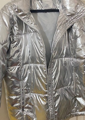 Gri Metalik Fermuarlı Kadın Kışlık Mont - Görsel 2