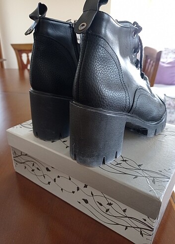 Kısa bot