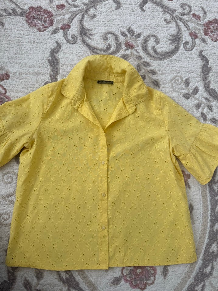 Sarı Kısa Kollu Düğmeli Kadın Gömlek - Görsel 2
