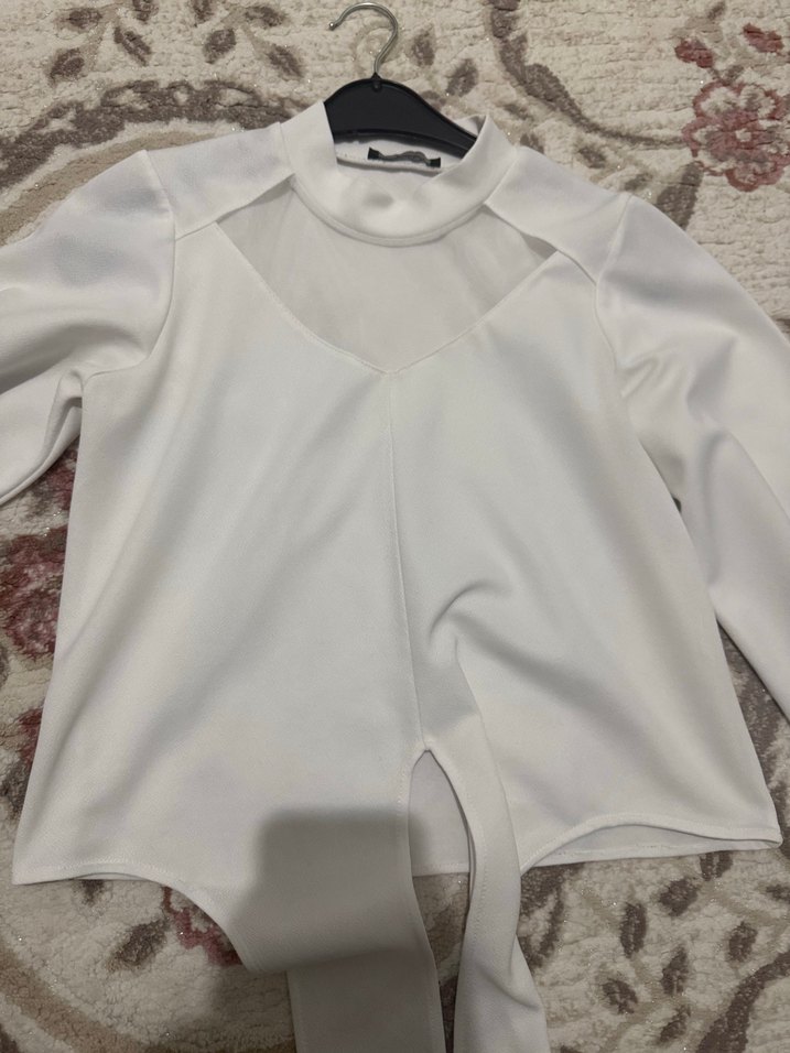 Beyaz, Uzun Kollu, Kısa Belden Bağlamalı Bluz - Görsel 5