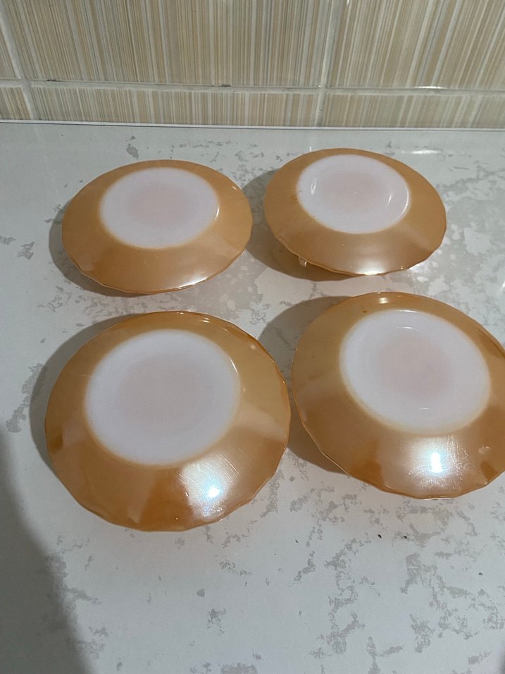 Parlak Bej 4'lü Fincan ve Tabak Seti antika - Görsel 3