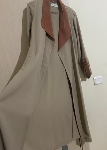 Bej Uzun Kesim Kadın Trençkot - Görsel 4