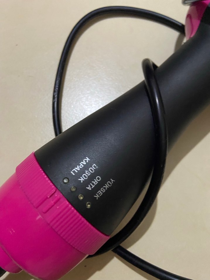 Pembe Renkli Saç Şekillendirici Fırça - Görsel 2