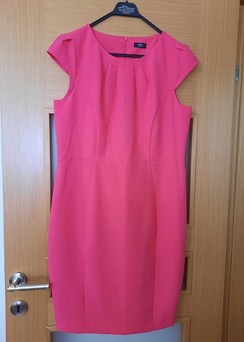 Pembe Midi Kalem Elbise, Kolsuz, V Yakalı