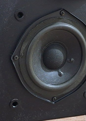 Creative İnspire A2500 2+1 ses sistemi - Görsel 3