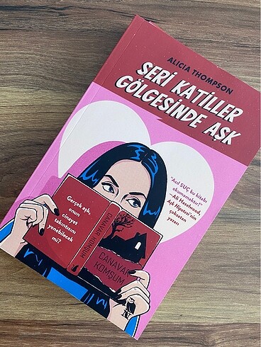 Seri Katiller Gölgesinde Aşk RomCom
