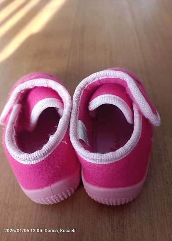 Kız Çocuk Pembe Sıcak Ev Terliği - Görsel 3