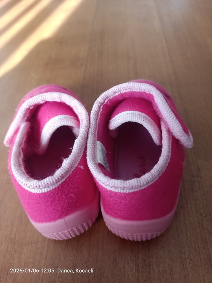 Kız Çocuk Pembe Sıcak Ev Terliği - Görsel 3