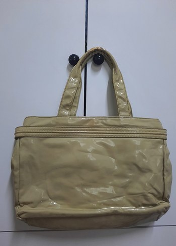 Bej Parlak Deri Tokalı Kadın Çanta - Görsel 2