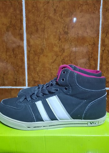 Kız Çocuk Gri Çizgili Spor Ayakkabı - Görsel 3