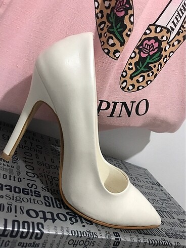 Stiletto