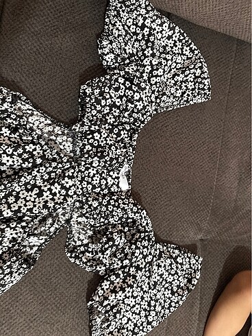 xs Beden Bershka mini elbise