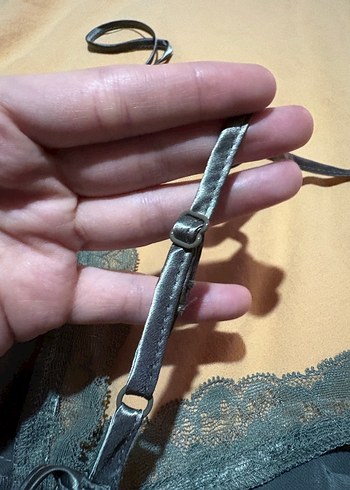 Mavi Parlak Gotik İnce Askılı Midi Gecelik - Görsel 6