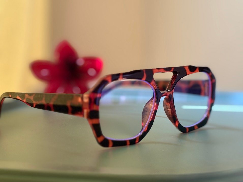 Şeffaf Çok Renkli Retro Kadın Gözlüğü - Görsel 3