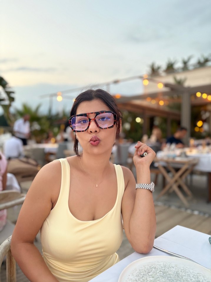 Şeffaf Çok Renkli Retro Kadın Gözlüğü - Görsel 2