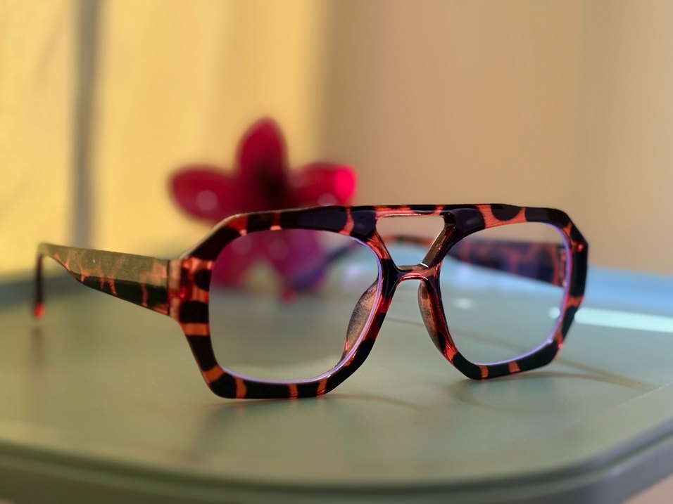 Şeffaf Çok Renkli Retro Kadın Gözlüğü - Görsel 4