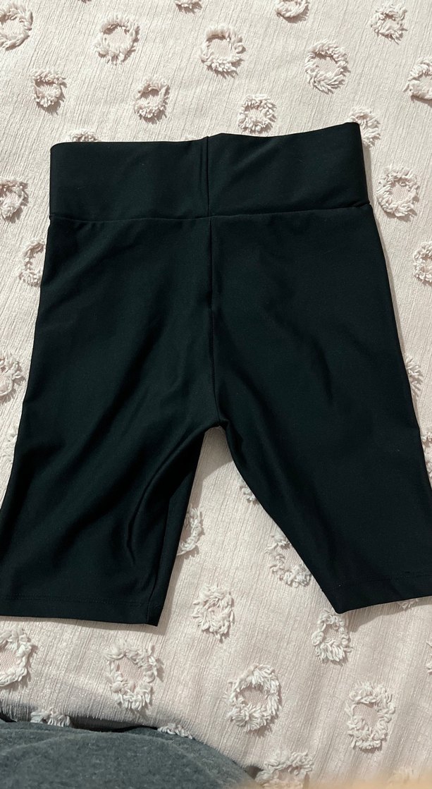 Siyah Diz üstü Spor Şortu - Görsel 2